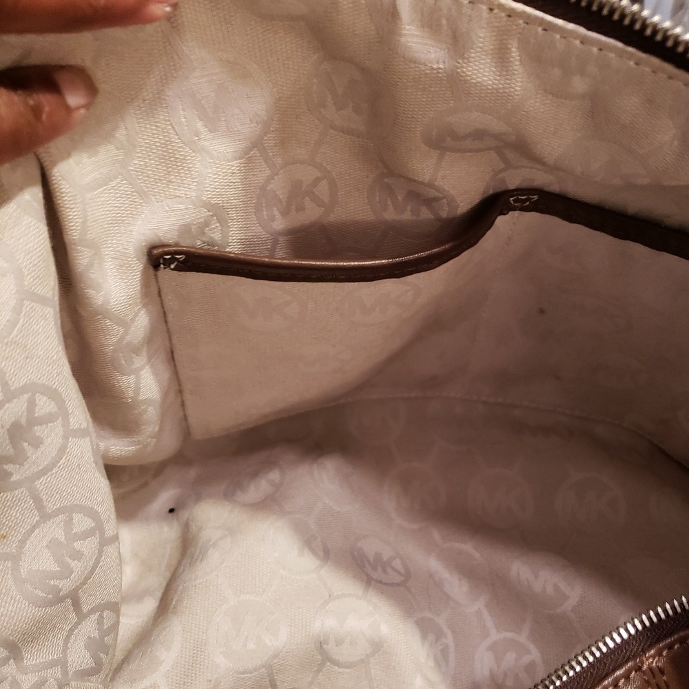 Handbag - Picture 6 of 7